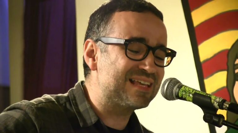 Xavi Sarrià al Casal Popular «Tio Cuc» d’Alacant