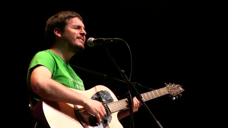 Pau Alabajos – Tres milions cinc-cents quaranta mil cent vint-i-quatre (en viu al Festival Diània)