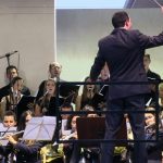 El parc "Era del Teular" de Tibi, amb cap cadira buida i ple de gom a gom, acollí el concert de commemoració del 125 aniversari de la Societat Musical "La Magdalena" la vesprada del passat diumenge 6 de juliol. La Societat Musical "La Magdalena" de Tibi celebra 125 anys amb un cap de setmana de música i festa