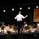 La cercavila "Jaumat", del compositor Luis Negro, dedicada al director i a la colla, obria el concert a la plaça del País Valencià de l'Alqueria d'Asnar. Seguiren amb l'obra "Suite de Danses" de Tylman Susato, inclosa al disc "Cavall de Foc" de La Xafigà. El Marell celebra les noces d'argent amb la seua gent a l'Alqueria d'Asnar