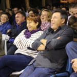 Des del primer moment s'alternaren les cançons amb l'humor característic del cantaor de Xàtiva i les dites populars, que feren plorar als assistents de tant de riure. Seguint amb «el castellà de Sueca», el romanç "El casamiento de Maria La Xapa" fou una de les més divertides de la nit, amb una magistral combinació de la rondalla i la música de banda. El públic no va parar de riure