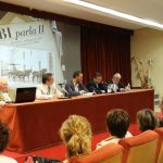 El passat divendres 7 de novembre els germans periodistes Miquel i Àngel Asensi presentaren al Centre Social Polivalent d’Ibi la segona part del llibre “Ibi parla”. “Ibi parla II” recull més de 2000 expressions i dites populars, així com 300 fotografies inèdites on la cultura i les tradicions d’Ibi són els protagonistes. "Ibi Parla II" emprén un viatge en el temps per les tradicions i la parla autòctona