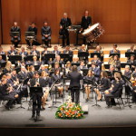 El concert fou en homenatge al músic de la Primitiva Ernesto Valor Calatayud, qui també destacava pel seu paper d'escriptor i musicòleg . També hi hagué un minut de silenci en record a Josep Armengol, dolçainer de La Degollà que ens deixava feia uns dies. Ambdós estigueren molt vinculats a la música alcoiana i molt dedicats a l'organització dels concerts de Santa Cecília. Corporació Musical Primitiva d'Alcoi