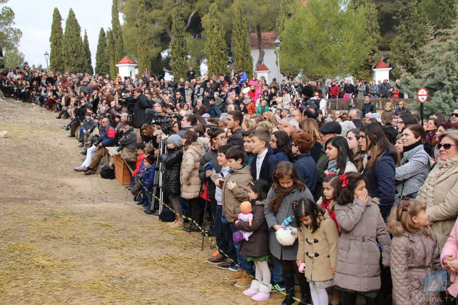Aquest any se celebra el 250 aniversari de la particular Festa de Reis de La Canyada, una de les més antigues del país. Durant dos dies, el poble es reconverteix en l'antiga Jerusalem, mitjançant decorats i escenaris d'acord amb l'època. Totes les escenes transcorren en paratges naturals del poble, des dels seus carrers, com La Rambleta, fins als voltants del cementeri. Tot i assolir els canvis i adaptacions tecnològiques pròpies de l'actualitat, l'essència de la tradició queda intacta. Bona afluència de públic