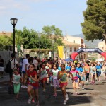 La jornada esportiva va començar amb les carreres per a xiquets vora les 17h de la vesprada. Els més joves aconseguiren els seus primers trofeus, mentre que els més majors ja es postulaven com a futurs corredors a les curses per a adults. Més de 270 persones participen al Cross més multitudinari pel Centre Històric de Castalla