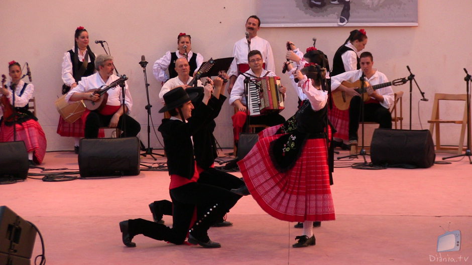 Tierra de Barros Almendralejo Jota Carrasqueñas Rondeña Maya Oliventina Festival Danses Ibi