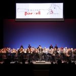 El Barxell clou les seues noces d'argent envoltat d'amics al Teatre Calderón d'Alcoi