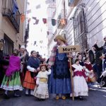 Durant tot el cap de setmana, Muro ha vestit de festa els seus carrers per a reunir, com cada any, el més destacat i representatiu de la cultura valenciana: concerts, contacontes, ballets, danses, teatre, pilota valenciana... i com no, la tradicional processó de Sant Antoni. La 278a edició de la Fireta de Sant Antoni de Muro reuneix un any més el millor de la nostra cultura
