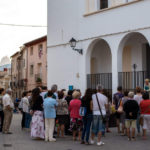 L'Orxa visqué una fabulosa "Nit de Contes" a la fresca del proppassat dissabte 25 de juny, una ruta literària pels llocs més emblemàtics del poble que enceta la iniciativa "Rutes de Contacontes" que ha posat en marxa la mancomunitat de municipis de l'Alcoià i El Comtat. Al voltant de mig centenar de persones gaudiren de la nostra literatura popular de la mà de l'actriu Rosanna Espinós i els escriptors Francesc Gisbert i Víctor Labrado, fent un recorregut que passà per la plaça de l'Església, la plaça Major o l'antic llavador municipal d'aquest bonic poble de la Vall de Perputxent. L'Orxa encetà la primera edició de les 'Rutes de Contacontes' de l'Alcoià i El Comtat