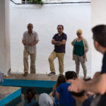 L'Orxa visqué una fabulosa "Nit de Contes" a la fresca del proppassat dissabte 25 de juny, una ruta literària pels llocs més emblemàtics del poble que enceta la iniciativa "Rutes de Contacontes" que ha posat en marxa la mancomunitat de municipis de l'Alcoià i El Comtat. Al voltant de mig centenar de persones gaudiren de la nostra literatura popular de la mà de l'actriu Rosanna Espinós i els escriptors Francesc Gisbert i Víctor Labrado, fent un recorregut que passà per la plaça de l'Església, la plaça Major o l'antic llavador municipal d'aquest bonic poble de la Vall de Perputxent. L'Orxa encetà la primera edició de les 'Rutes de Contacontes' de l'Alcoià i El Comtat