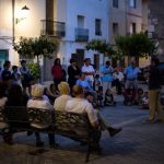 L'Orxa visqué una fabulosa "Nit de Contes" a la fresca del proppassat dissabte 25 de juny, una ruta literària pels llocs més emblemàtics del poble que enceta la iniciativa "Rutes de Contacontes" que ha posat en marxa la mancomunitat de municipis de l'Alcoià i El Comtat. Al voltant de mig centenar de persones gaudiren de la nostra literatura popular de la mà de l'actriu Rosanna Espinós i els escriptors Francesc Gisbert i Víctor Labrado, fent un recorregut que passà per la plaça de l'Església, la plaça Major o l'antic llavador municipal d'aquest bonic poble de la Vall de Perputxent. L'Orxa encetà la primera edició de les 'Rutes de Contacontes' de l'Alcoià i El Comtat