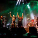 Libertad Kondizional encetà la nit de concerts amb la presentació d'alguns temes que formaran part del nou treball discogràfic, que s'enregistrarà el pròxim mes de setembre. Amb un so acurat, amé i ben potent, els de Banyeres van combatre les altes temperatures al ritme del millor punk-rock de la Mariola. Malgrat tot, no podien faltar grans hits al seu repertori, com el mític "Bob es punky", corejat a una veu per cadascun dels assistents. El rock dur autòcton protagonitza la novena edició del Beneixama Rock