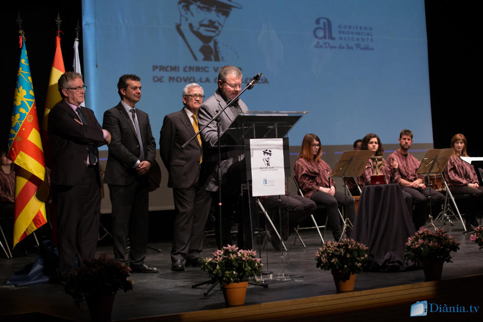 Urbà Lozano, guardonat amb el XXII Premi Enric Valor
