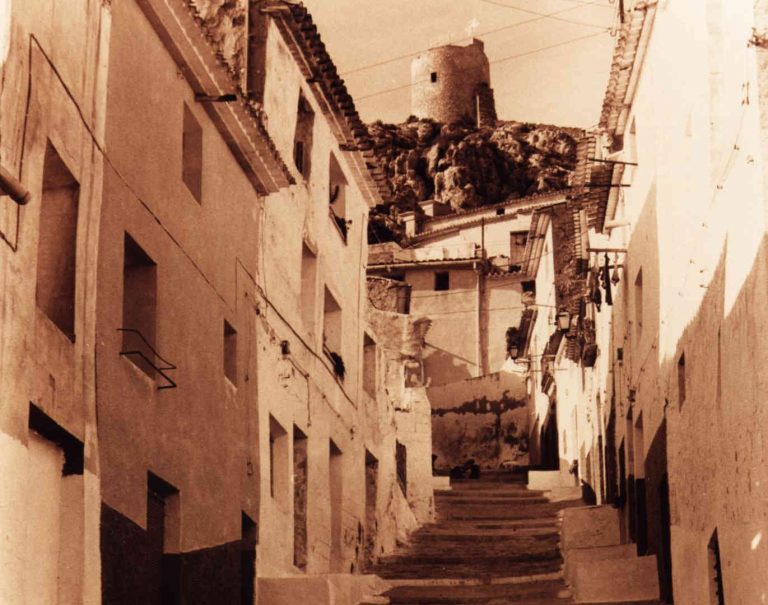 Orquestra de la Marina Baixa – Les Llàgrimes del Silenci (Lusa Monllor i Mollà)