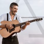 Andreu Valor continua la gira d'estiu a Otos