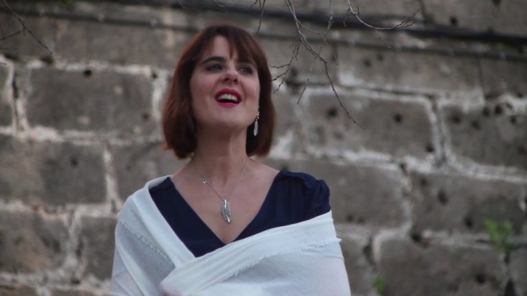 Ina Martí ens canta ‘Bolero de la Mar’, cançó del seu pròxim disc