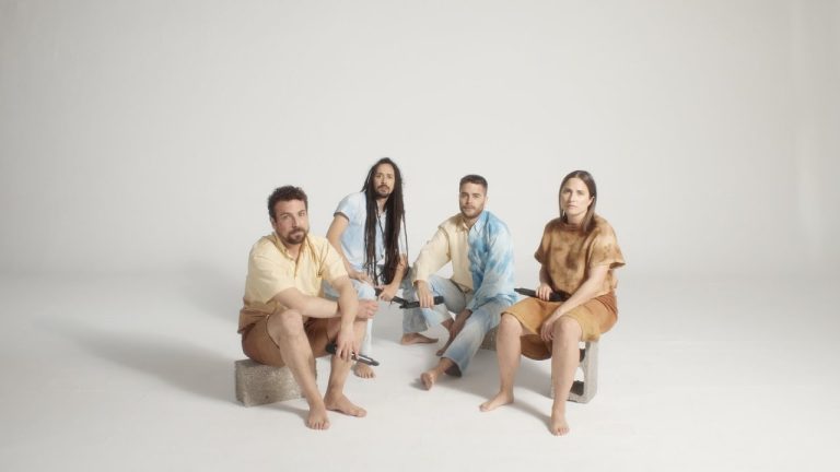 El Diluvi i Auxili ens delecten amb un reggae inspirat en Antoni Miró